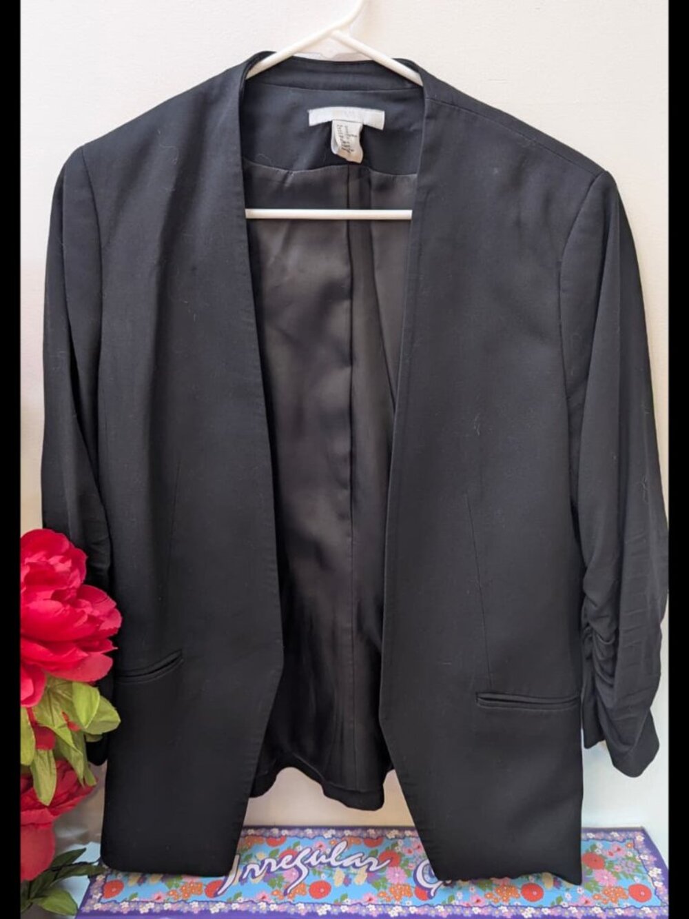 H&M Black Blazer with Ruched sleeves - Sz 12